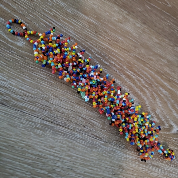 Colorful Shell and Bead Bracelet - Picture 4 of 4